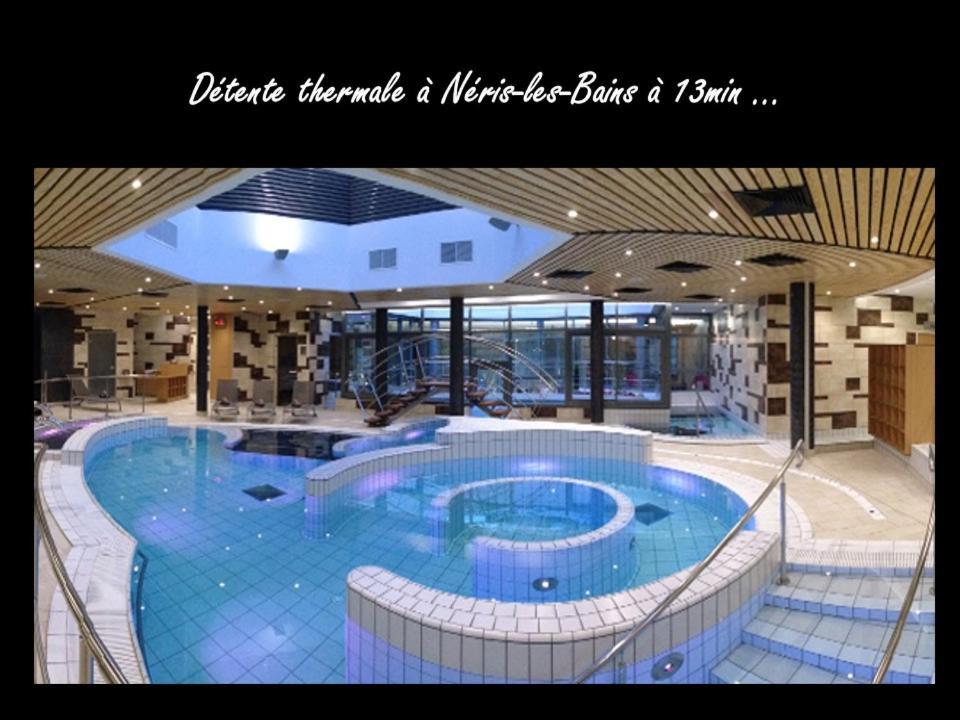 Centre-Ville - Gare - Jardin Wilson - Chateau Bourbon 몽뤼꽁 외부 사진